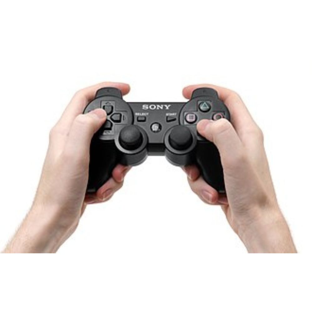  Imagem mãos segurando o Controle DualShock 3.